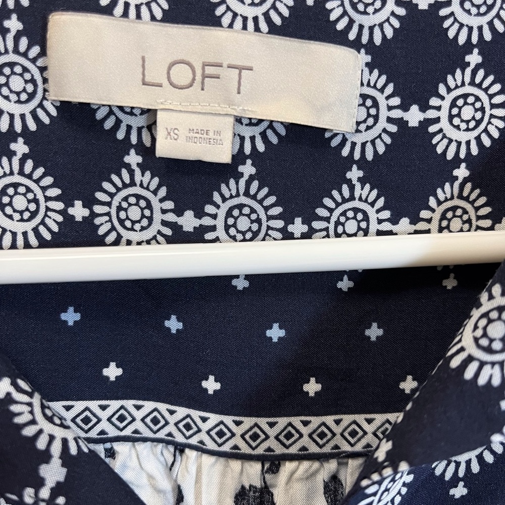 Loft blouse - Picture 2 of 3